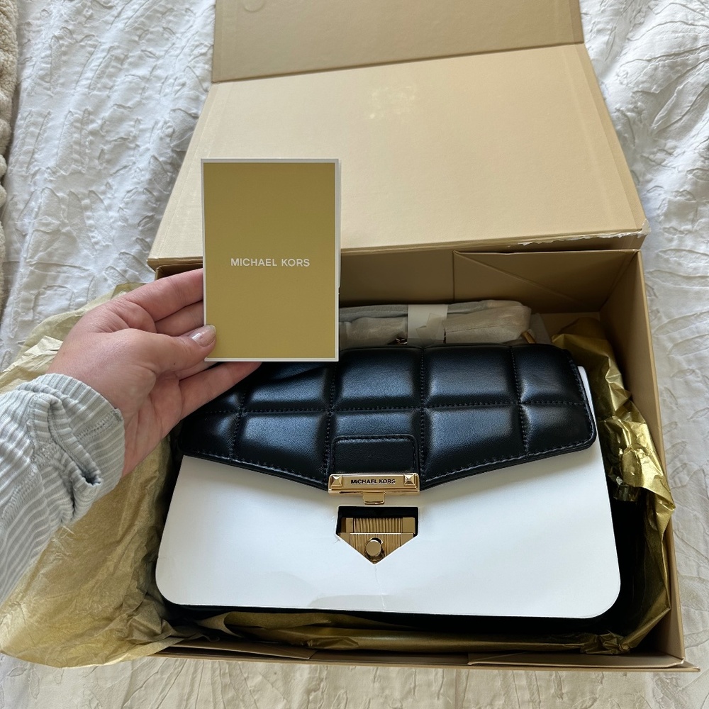 Michael Michael Kors Llarge Soho Quilted Shoulder Bag